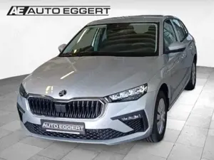 Skoda Scala Essence 1,0 TSI 70 kW 5- Gang mech. AHK-klappbar D