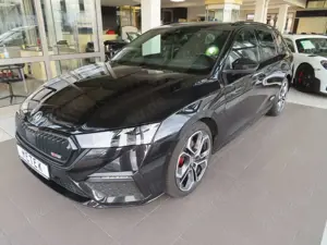 Skoda Octavia Combi RS Plus 2.0TDI PANO HEAD-UP 4,99%
