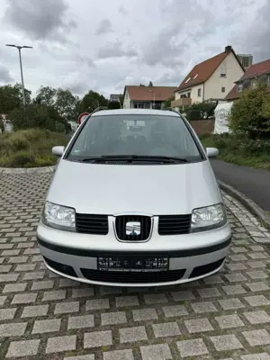 SEAT Alhambra 2.0 Casa II Bild 2