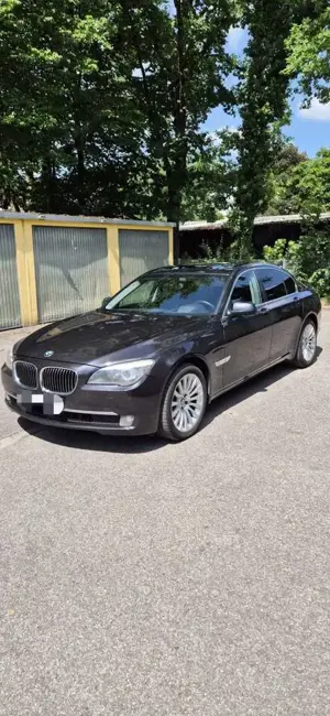 BMW 740 740d