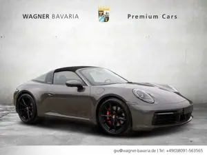 Porsche 992 911 Targa 4 S nur 50 Km Lift Innodrive BOSE