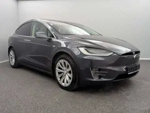 Tesla Model X Bild 3