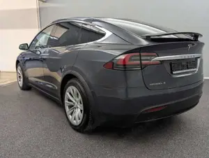 Tesla Model X Bild 5