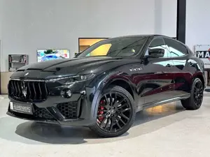 Maserati Levante Ultima Modena S *430 PS,Pano,Carbon,21"