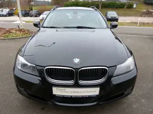 BMW 318 318d Touring [NAVI/PDC/ALU 19"]