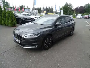 Ford Focus Turnier 1.0 Titanium *Navi*CarPlay* Bild 2