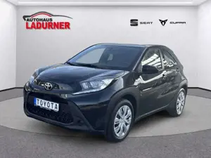 Toyota Aygo X Play Apple CarPlay Android Auto Musikstreaming DAB