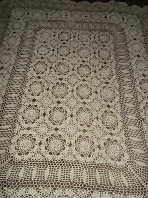 Häkeldecke-Echte Handarbeit ein Unikat