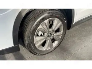 Suzuki Vitara 1.4 Comfort Facelift Navi LED Kamera ACC SitzHZG K Bild 4