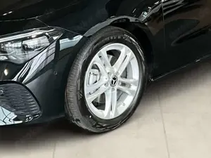 Mercedes-Benz CLA 200 CLA 200 d SB Progressive 360 AHK AUT DynLicht LM Bild 3