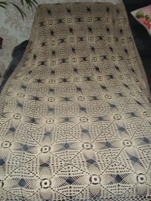 Echte Handabeit ein Unikat-Große Häkeldecke