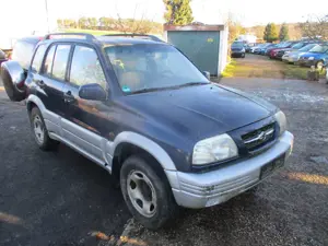 Suzuki Grand Vitara Automatik-Klima-2.5 V6 Bild 3
