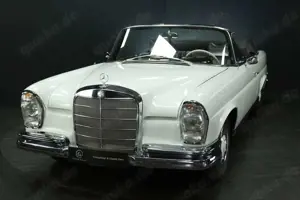 Mercedes-Benz 250 SE Cabrio