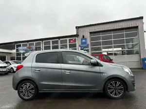 Mitsubishi Space Star Diamant Edition+ 1,2l  TÜV/NAVI/KLIMA Bild 4