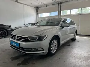 Volkswagen Passat Variant 2.0 TDI 4Mo Highline*Motor Neu**ACC*LED*SHZ* ACC