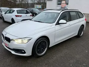 BMW 320 d Touring Automatik Pano Keyless Navi Led AHK