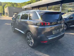 Peugeot 5008 Allure Pack HDi130 7-Sitzer SITZHZG LED ACC Bild 4