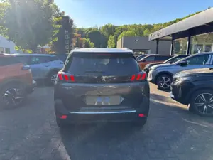 Peugeot 5008 Allure Pack HDi130 7-Sitzer SITZHZG LED ACC Bild 5