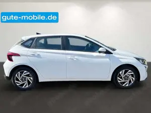 Hyundai i20 Trend Automatik Benzin Sofort Verfügbar Bild 3