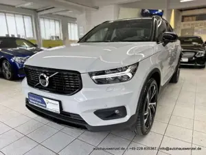 Volvo XC40 B4 B Aut. "R-Design" PANO ACC 360° AHK CARPLAY Bild 2
