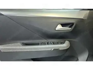 Opel Frontera GS 1.2 Hybrid 7-Sitzer,Navi,PDC+Kamera,SHZG Bild 3