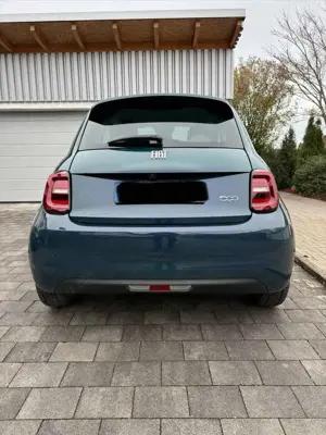 Fiat 500e 500e 42kWh 3+1 la Prima (by Bocelli) Bild 4