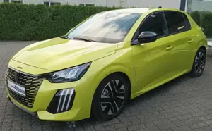 Peugeot 208 Allure PureTech 100 Sommer und Winterräder