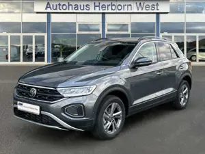 Volkswagen T-Roc 1.5 TSI Life DSG SHZ LED Assistenzpaket RFK Notrad