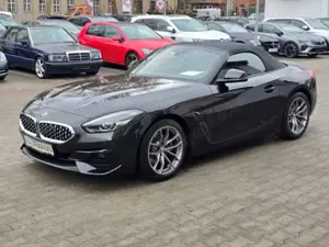 BMW Z4 sDrive 30 i Advantage Roadster