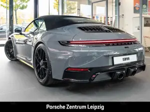 Porsche 992 911 Carrera GTS Cabrio Burmester PDCC Clubleder Bild 3