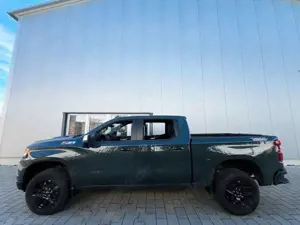 Chevrolet Silverado 1500 Crew Cab Trail Boss 6.2l 3.99% Bild 3