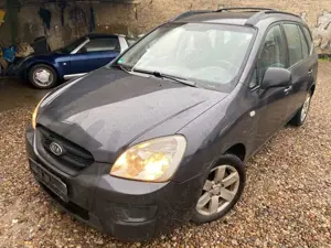 Kia Carens LX--7-SITZER