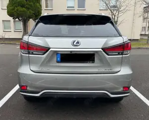 Lexus RX 450h RX 450h Style Ed. SCHECKHEFT *Allrad*Pano*HUD* Bild 2