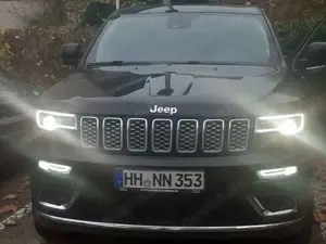Jeep Grand Cherokee Grand Cherokee Diesel 3.0 V6  4WD Automatik Summit Bild 2