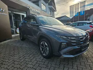 Hyundai TUCSON 1.6 T-GDi HEV Trend + KRELL + MATRIX Bild 2
