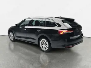 Skoda Octavia OCTAVIA COMBI 1.5 TSI ETEC DSG  SELECTION NAVI LED Bild 5