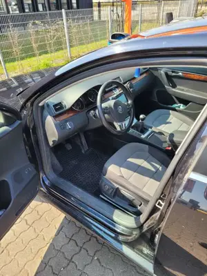 Volkswagen Passat 2.0 TDI DPF Comfortline Bild 5