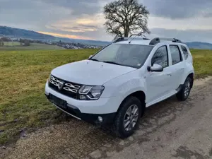 Dacia Duster Essential AHK PDC Klima Navi