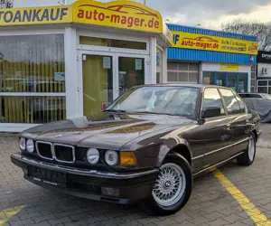 BMW 750