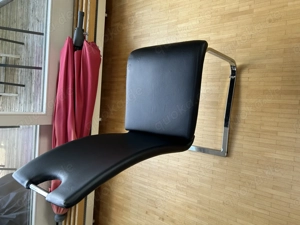 2 moderne Schwingstühle in Schwarz Chrom   günstiges Bundle!