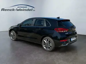 Hyundai i30 Advantage 1.5 T-GDI Navi Digitales Cockpit LED App Bild 3