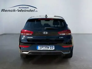 Hyundai i30 Advantage 1.5 T-GDI Navi Digitales Cockpit LED App Bild 4