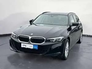 BMW 330 e xDrive Touring Panorama-Glasdach AHK