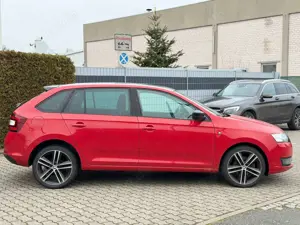 Skoda Rapid/Spaceback Style Plus *Xenon*Pano*SZH*Sportsitze*LM*PDC*Temp* Bild 4