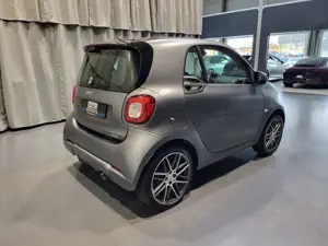 smart forTwo 0.9 Brabus *Klima| Navi| BT| Pano* Bild 4