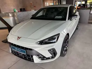 CUPRA Leon 1.5 eTsi 110 KW (150 PS) DSG