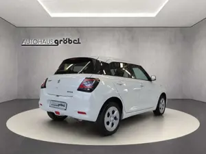 Suzuki Swift Comfort 4x4 Hybrid DAB Navi Rückf.kam. Bild 5