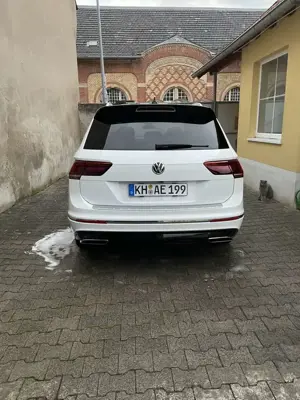 Volkswagen Tiguan Allspace 2.0 TDI SCR 4Motion DSG Highline Bild 2