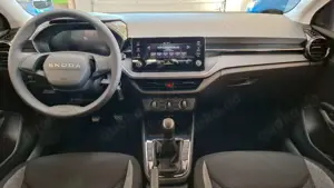 Skoda Fabia Essence 80PS SHZ EPH LED DAB+ BT NEU Bild 4