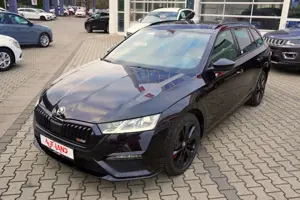 Skoda Octavia Combi 1.4 TSI iV DSG RS LED Navi Head-Up Bild 2